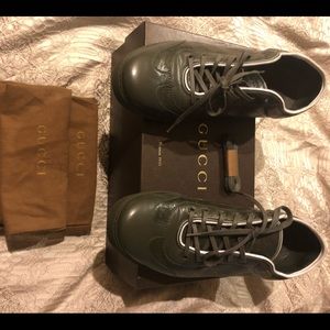 Gucci green leather sneaker